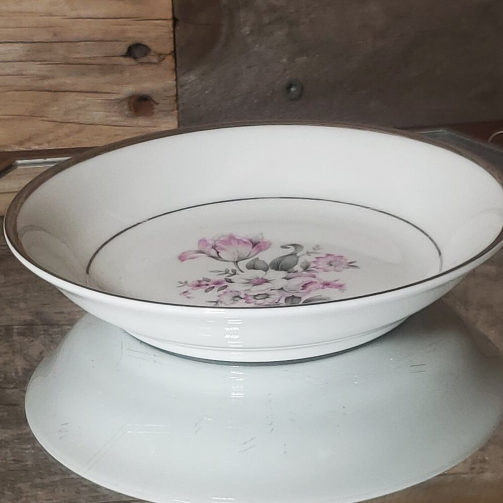 Embassy USA Fruit/Dessert/Sauce Bowl Pattern EMB1